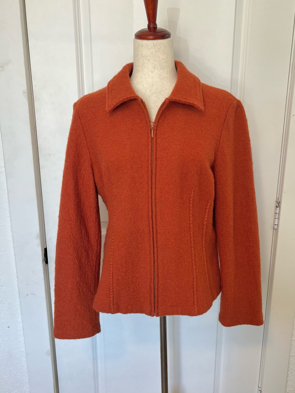 VNTG Sarah‎ 100% Wool Pumpkin Orange Zip-up Jacket